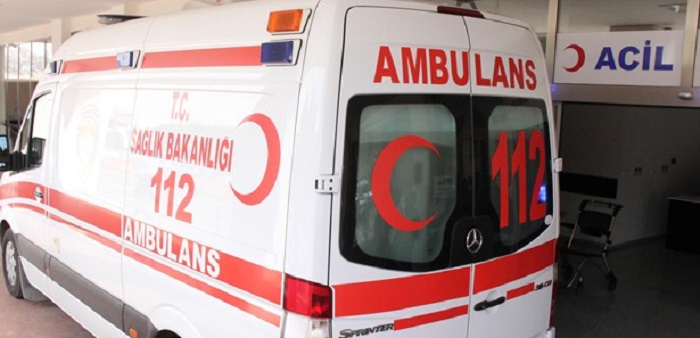 RÖMORKTAN DÜŞEREK HASTANELİK OLDU