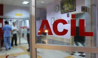 MOTOSİKLET İLE MİNİBÜS ÇARPIŞTI:1 YARALI