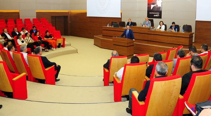 REKTÖR HİTİT ÜNİVERSİTESİNİ ANLATTI