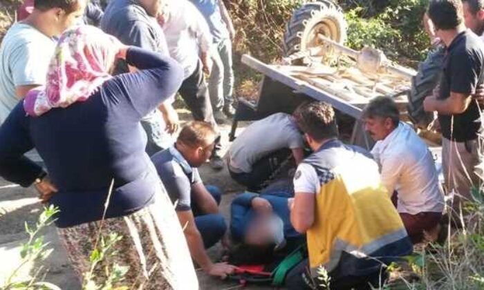 FECİ TRAKTÖR KAZASI: 1 ÖLÜ 3 YARALI