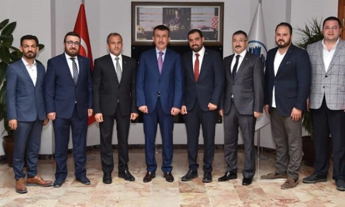 EKONOMİDEKİ GELİŞMELER UMUT VERİCİ