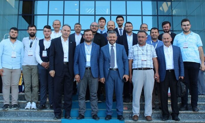 İMAM HATİPLİLER KURULTAYINA KATILDILAR
