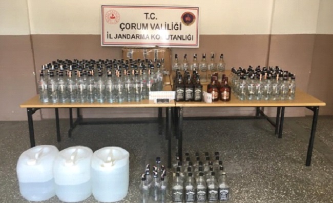 JANDARMA’DAN KAÇAK İÇKİ OPERASYONU