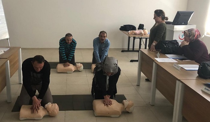 450 KİŞİYE İLK YARDIM EĞİTİMİ VERİLDİ