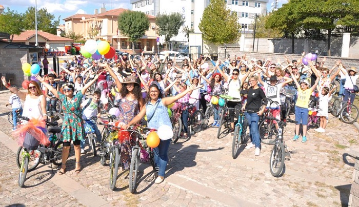 SÜSLÜ KADINLAR BİSİKLET TURU 22 EYLÜL’DE