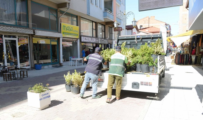 UĞUR MUMCU CADDESİ GÜZELLEŞİYOR