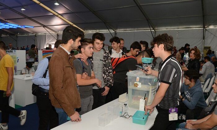 GENÇLİK MECLİSİ TEKNOFEST’İ GEZDİ