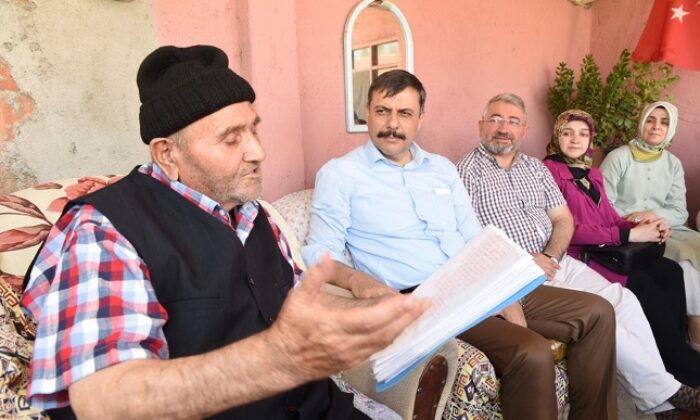 AŞIK BORANİ’DEN ŞİİRLER DİNLEDİLER