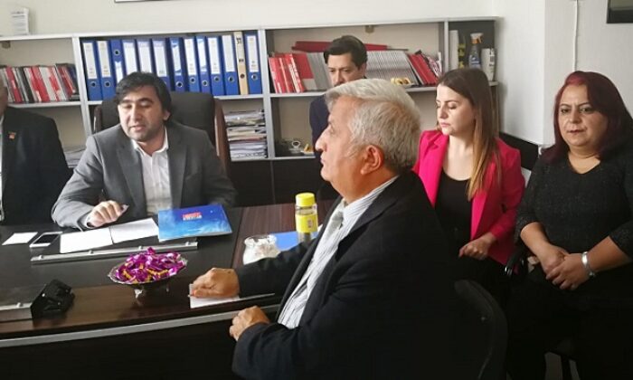 İLÇE TEŞKİLATLARININ SORUNLARINI DİNLEDİLER