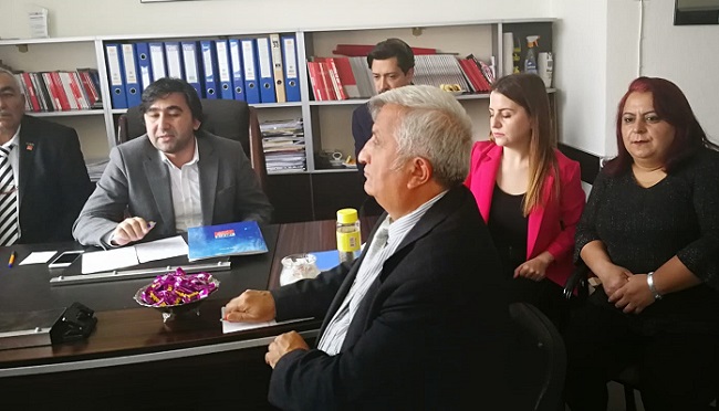 İLÇE TEŞKİLATLARININ SORUNLARINI DİNLEDİLER