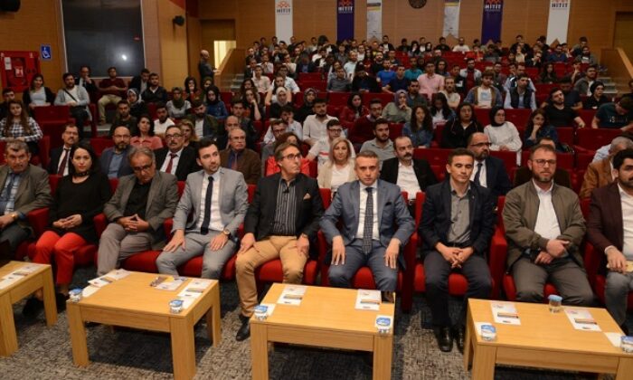 KENTLEŞME VE AKILLI ŞEHİRLER KONFERANSI