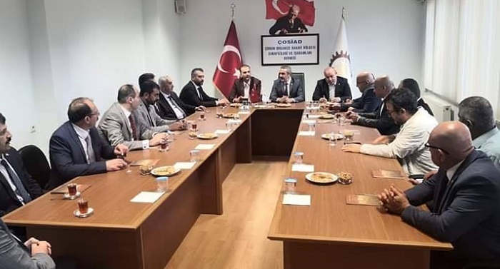 İŞADAMLARI DERNEĞİNİ ZİYARET ETTİLER