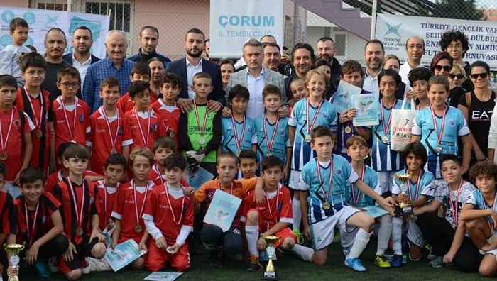 MAVİ AY GENÇLİKSPOR ŞAMPİYON OLDU