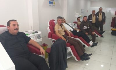 DUA ETTİLER VE KAN VERDİLER