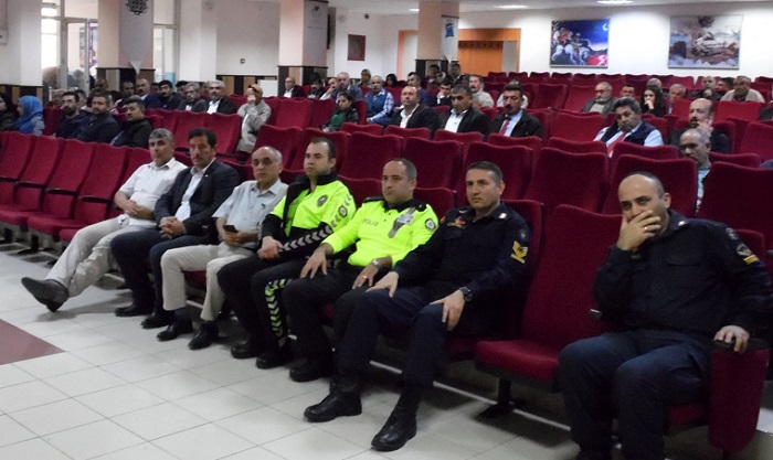 TAŞIMALI EĞİTİM SEMİNERİ DÜZENLENDİ