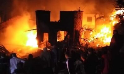 KÖYDE ÇIKAN YANGINDA 9 EV KÜL OLDU