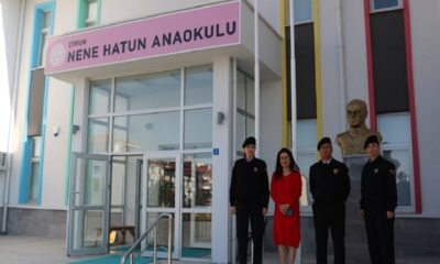 JANDARMA ATATÜRK BÜSTÜ HEDİYE ETTİ