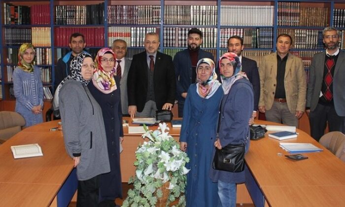 UMRE ÖDÜLLÜ DİNİ BİLGİ YARIŞMASI