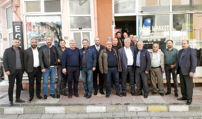 BAŞKAN GÜR ESNAFI ZİYARET ETTİ