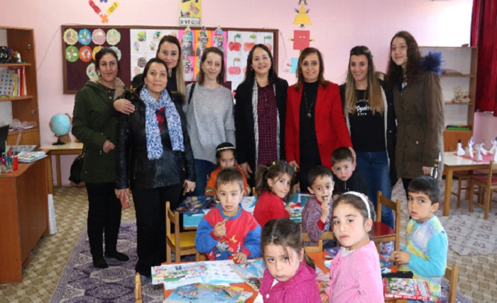 JANDARMA’DAN ÖĞRENCİLERE KIŞLIK YARDIM