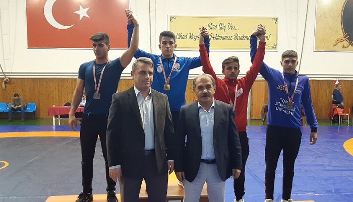 GÜREŞTE TÜRKİYE TURNUVASINA KATILACAKLAR