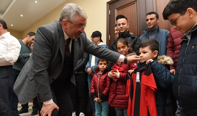TALİHLİLER FORMALARINA KAVUŞTU