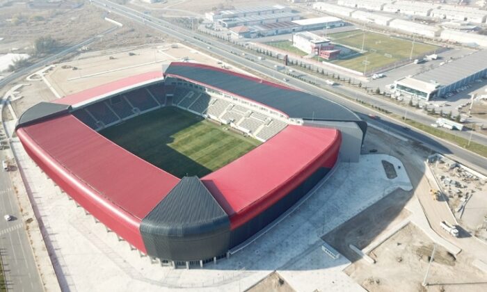 STADYUM İÇİN BAKANLIKTAN GELECEKLER