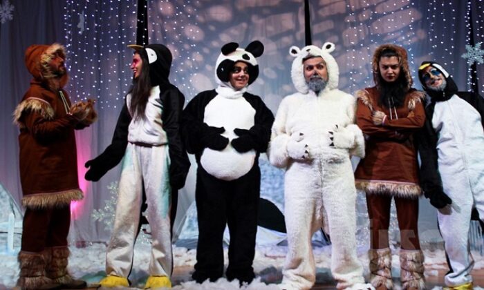 ÇOCUKLAR EĞLENSİN DİYE 3 GÜN 3 TİYATRO