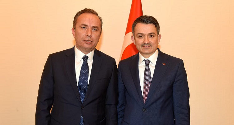 SOĞAN ÜRETİCİLERİ İÇİN BAKANLA GÖRÜŞTÜ