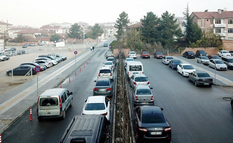 KARAKEÇİLİ YOLUNDA DEV ADIM