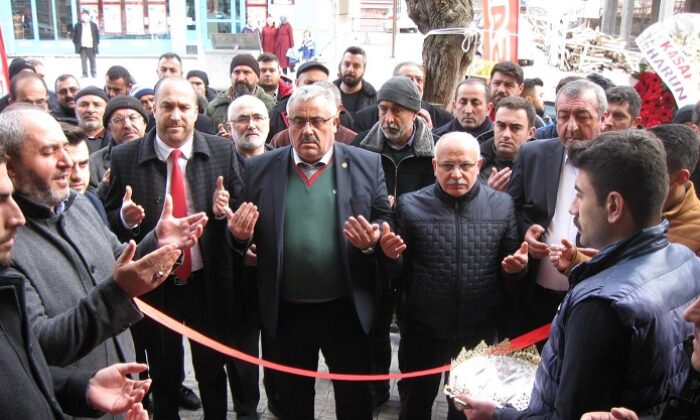 KASAP AKİF DUALARLA AÇILDI