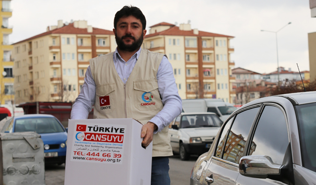 YARDIM ELİ UZATIYORLAR!