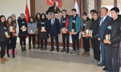 ANADOLU LİSESİ GENÇLERİYLE SOHBET ETTİ