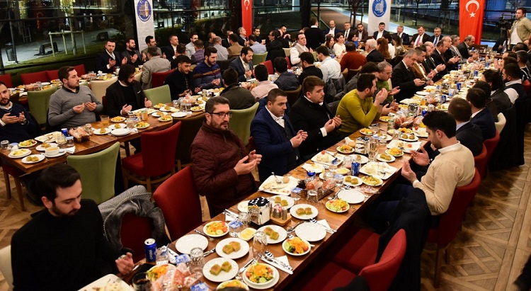 BAŞARI HİKAYELERİMİZE YENİLERİNİ YAZALIM
