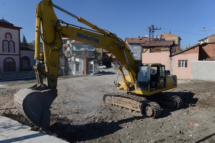 METRUK EVLERİN YIKIMLARINA DEVAM EDİYOR