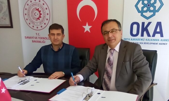 İKBALEVLER ANAOKULUNDA İMZA TÖRENİ