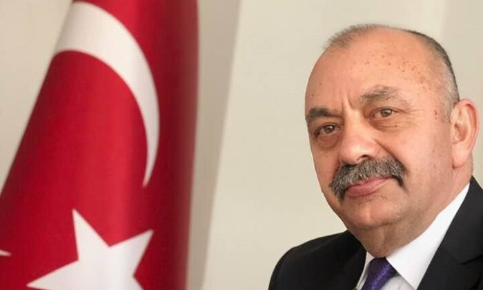 İSBİR’DEN ÖĞRENCİLERE BURS DESTEĞİ