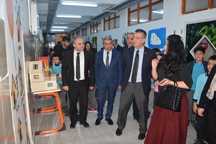 İNGİLİZCE SOKAĞI HAYATA GEÇİRİLDİ