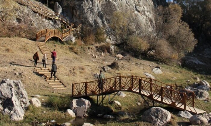 BUDAKÖZÜ VADİSİNE YÜRÜYÜŞ PARKURU