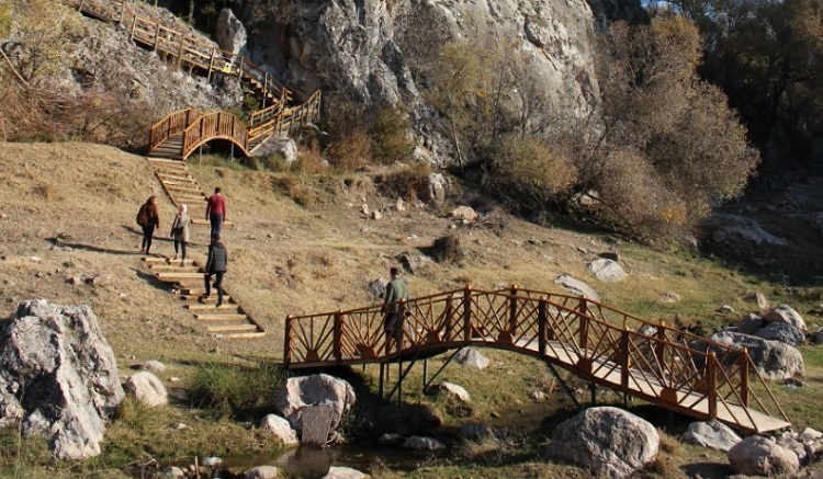 BUDAKÖZÜ VADİSİNE YÜRÜYÜŞ PARKURU
