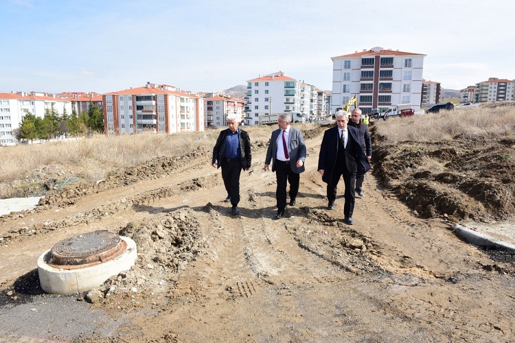BELEDİYE’DEN YENİ YOL AÇMA ÇALIŞMASI