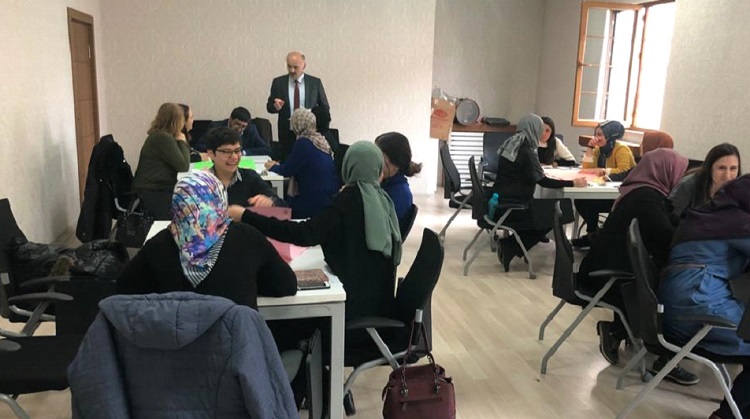 İŞLETME KULÜBÜ ÖĞRENCİLERİNE EĞİTİM