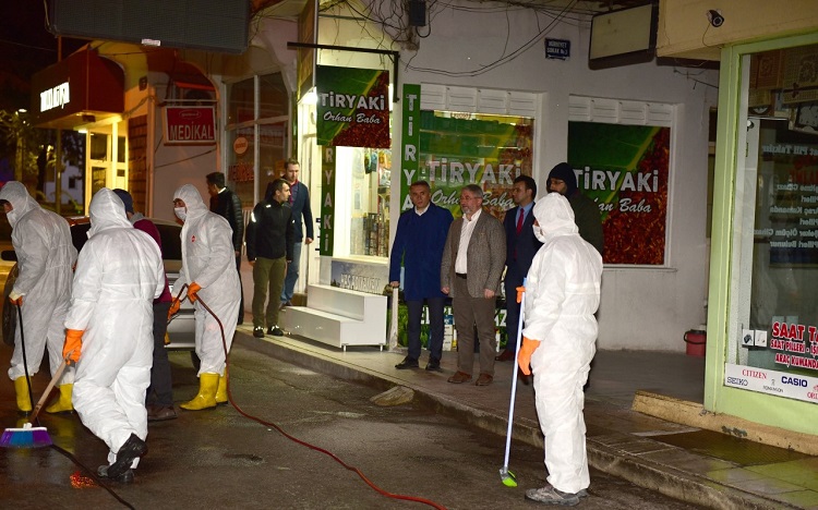 ARASTA YIKANIP DEZENFEKTE EDİLDİ