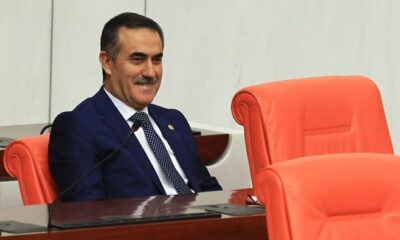 İHSAN ÖZKES BABASINI KAYBETTİ