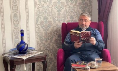 AŞGIN’DAN TAKİPÇİLERİNE KİTAP HEDİYESİ