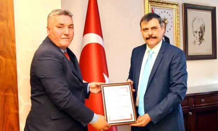 OĞUZLAR CEVİZİ TESCİL BELGESİ ALDI