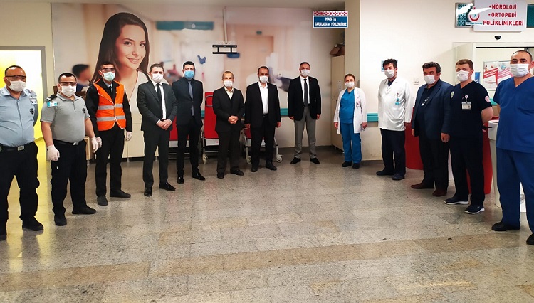 SAĞLIKÇILARA KORUYUCU GÖZLÜK DESTEĞİ