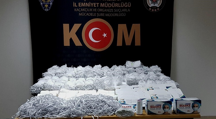 İZİNSİZ MASKE ÜRETİMİ YAPANLARA SUÇ ÜSTÜ