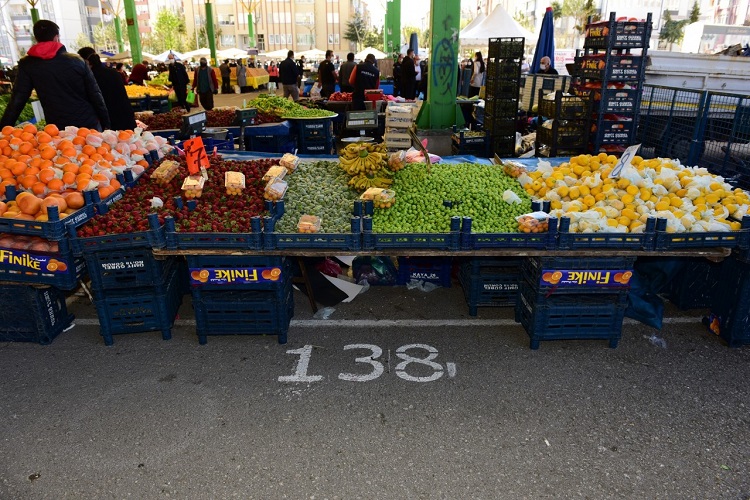 PAZARLAR HAFTANIN 3 GÜNÜ AÇIK