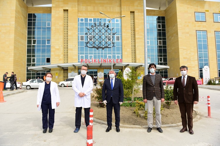 HASTANE BAHÇESİNE ÇEVRE DÜZENLEMESİ